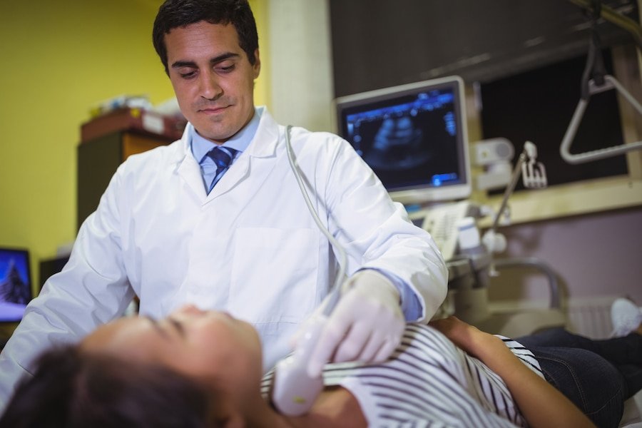 Best Ultrasonologists In New Delhi.